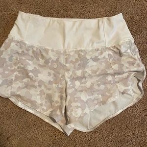 white camo shorts